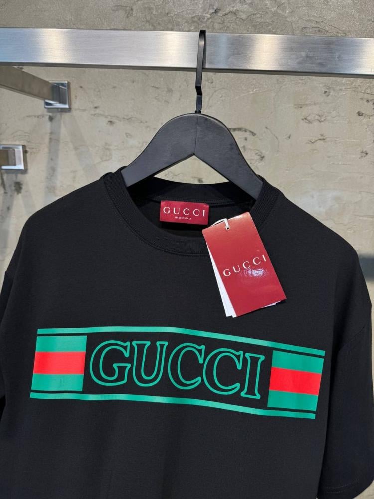 Women Gucci Black Tshirt